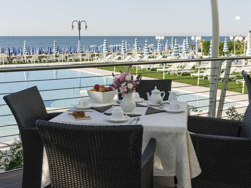 Hotel Le Soleil Lido di Jesolo Exteriör bild