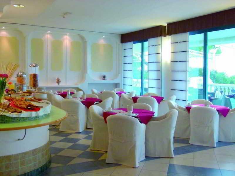 Hotel Le Soleil Lido di Jesolo Exteriör bild