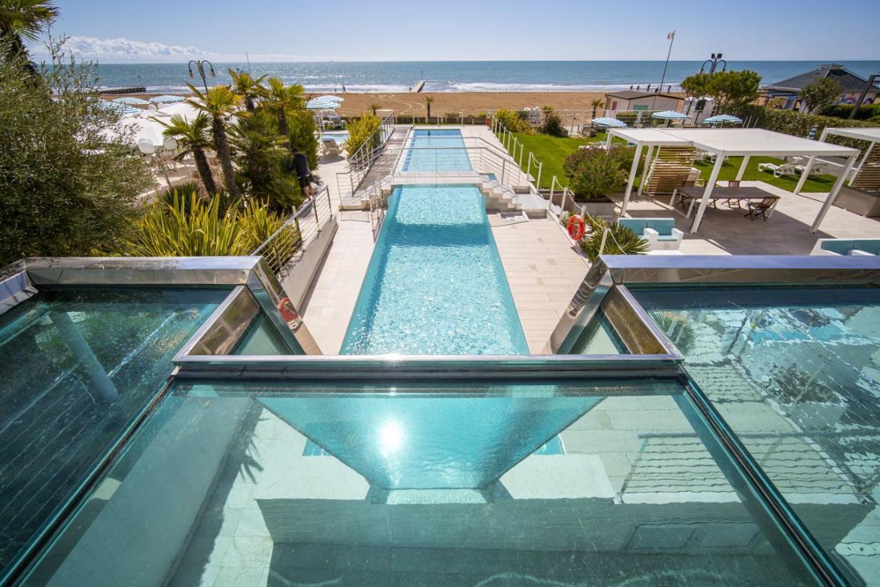 Hotel Le Soleil Lido di Jesolo Exteriör bild