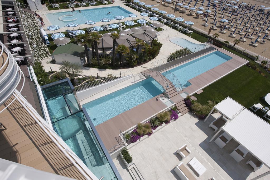 Hotel Le Soleil Lido di Jesolo Exteriör bild
