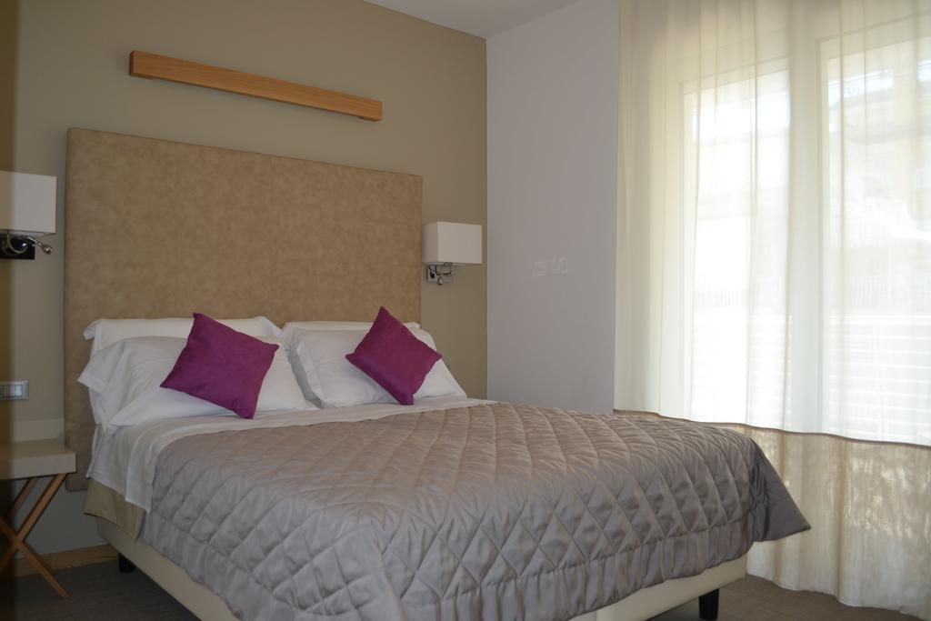 Hotel Le Soleil Lido di Jesolo Exteriör bild