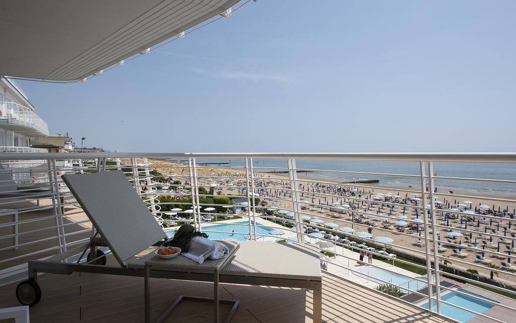 Hotel Le Soleil Lido di Jesolo Exteriör bild
