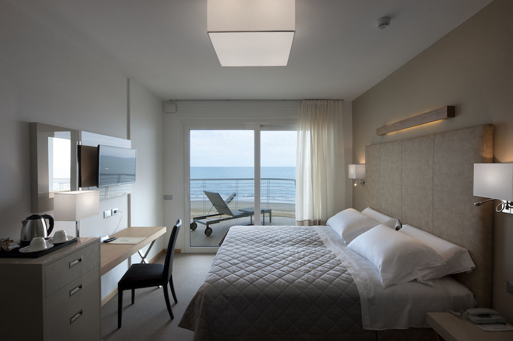 Hotel Le Soleil Lido di Jesolo Exteriör bild